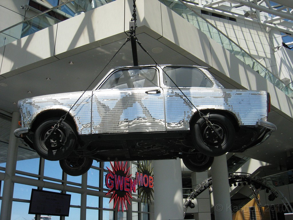 Rock n Roll Hall of Fame 2010 180.jpg - The Rock 'N Roll Hall of Fame in Cleveland Ohio. We made a day trip visit May 30, 2010. Bigger than I expected, with lots to see.